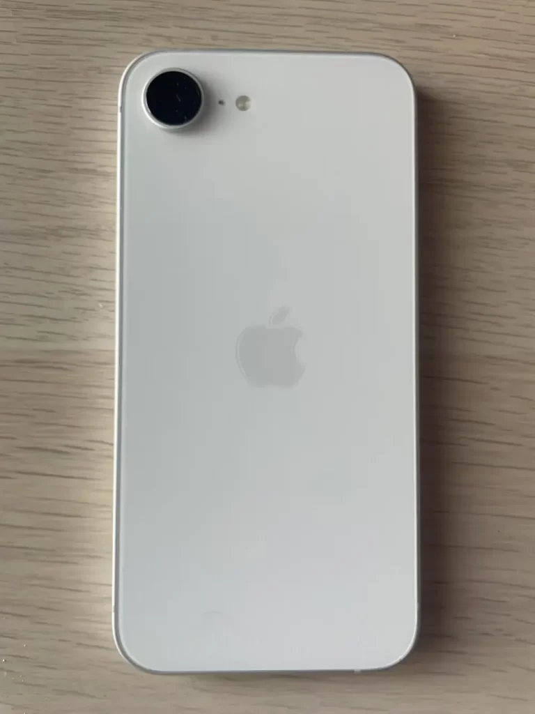 best iphone 17e cases review