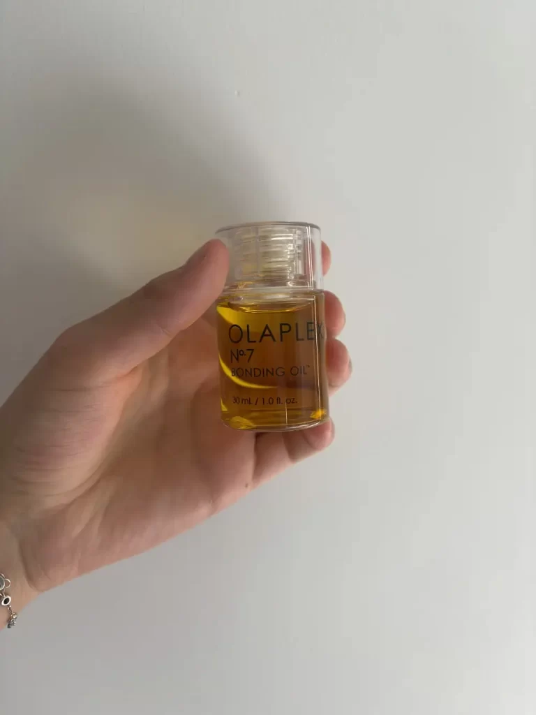 olaplex no 7 frizzy hair