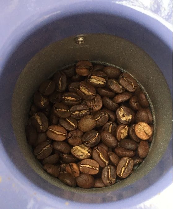 roasted coffee with popcorn machine