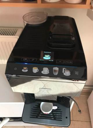 siemens eq.500 coffee machine upper front view 320x440 TP501R09