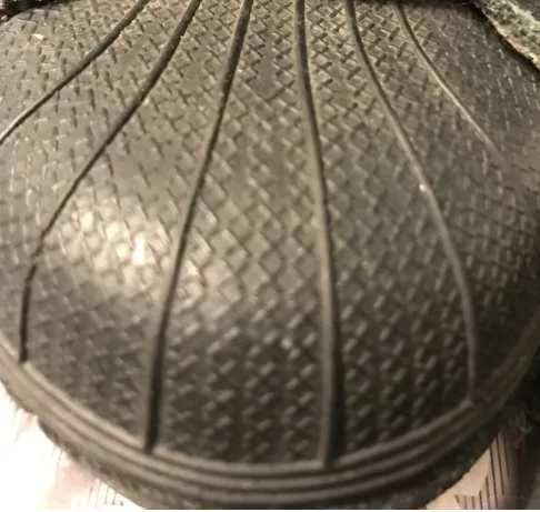 Compare Adidas Stan Smith vs Superstar | IZReview