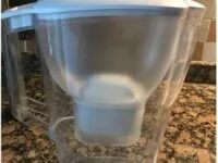 brita aluna on marble © izreview.com