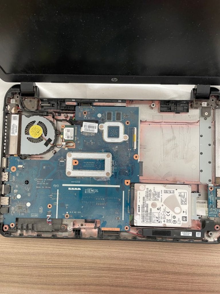 hp 250 g3 notebook ssd upgrade inside